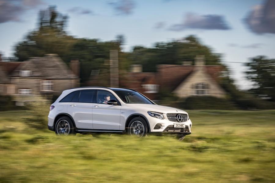  Mercedes-AMG GLC43 4Matic 2016 года  (UK) (фото 5 из 30)